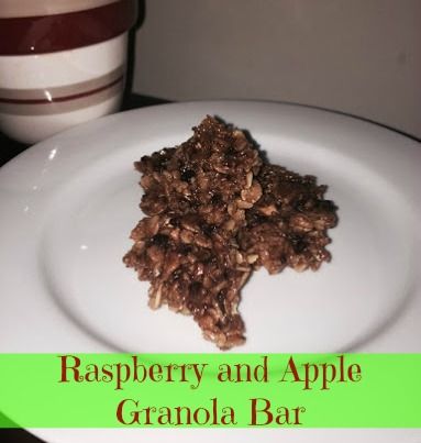 raspberry and apple granola bar