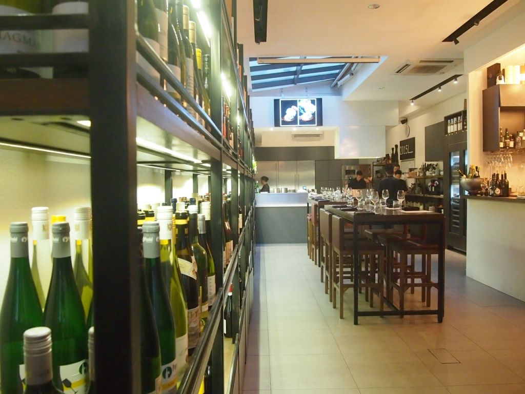 photo Chefs Table by Chef Stephan Tras Street 8.jpg