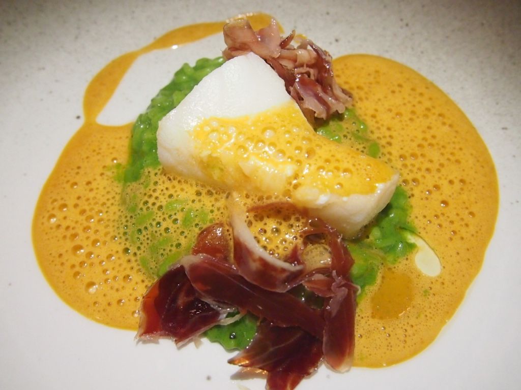 photo Chefs Table by Chef Stephan Tras Street1.jpg