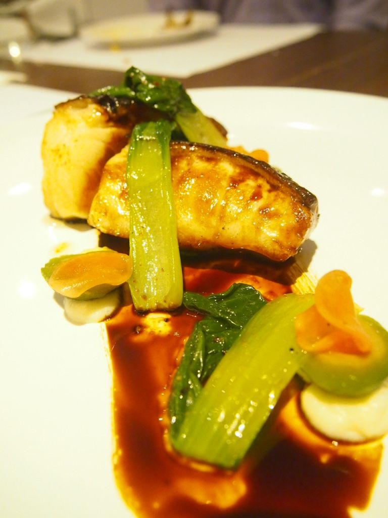 photo Froth Ascott Hotel Raffles Place 6.jpg