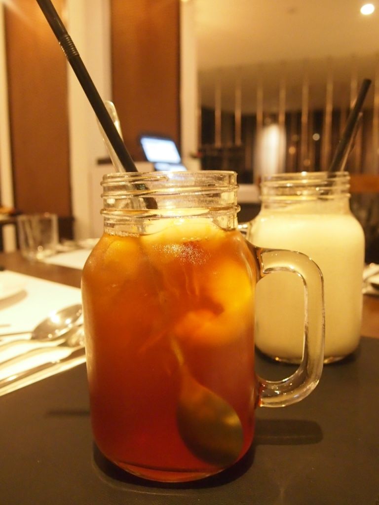 photo Froth Ascott Hotel Raffles Place.jpg