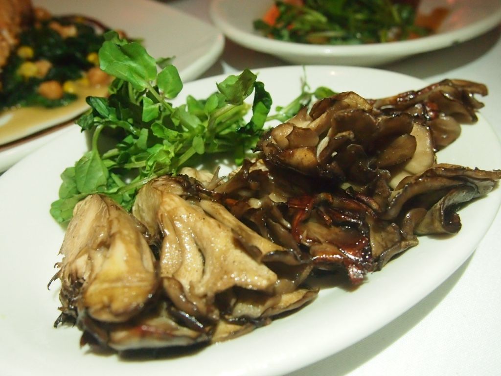 photo Mortons Steakhouse Mandarin Oriental Fall Menu 2.jpg