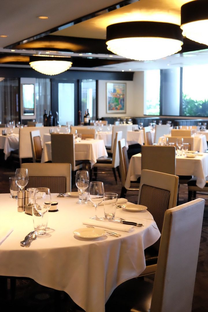 photo Mortons Steakhouse Sunday Lunch 2.jpg