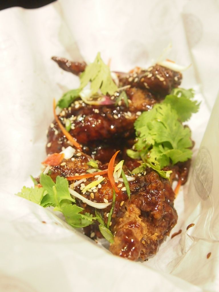 photo Olivia amp Co Suntec Tokyo Wings.jpg