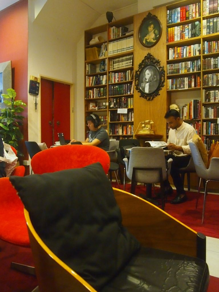 photo The Reading Room 5.jpg