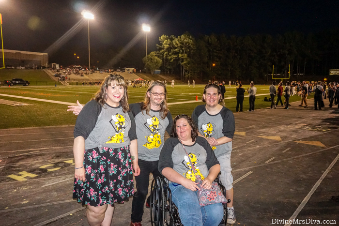 In today’s post, Hailey takes you along for the first event of her 20-year high school reunion weekend – the homecoming game! Complete with full outfit review. – DivineMrsDiva.com #travel #vacation #plussizetravel #augusta #northaugusta #psblogger #plussizeblogger #styleblogger #plussizefashion #plussize #psootd #ootd #plussizeclothing #outfit #style #plussizecasual #torrid #torridinsider #rockport #cobbhill #nagasakodesigns 