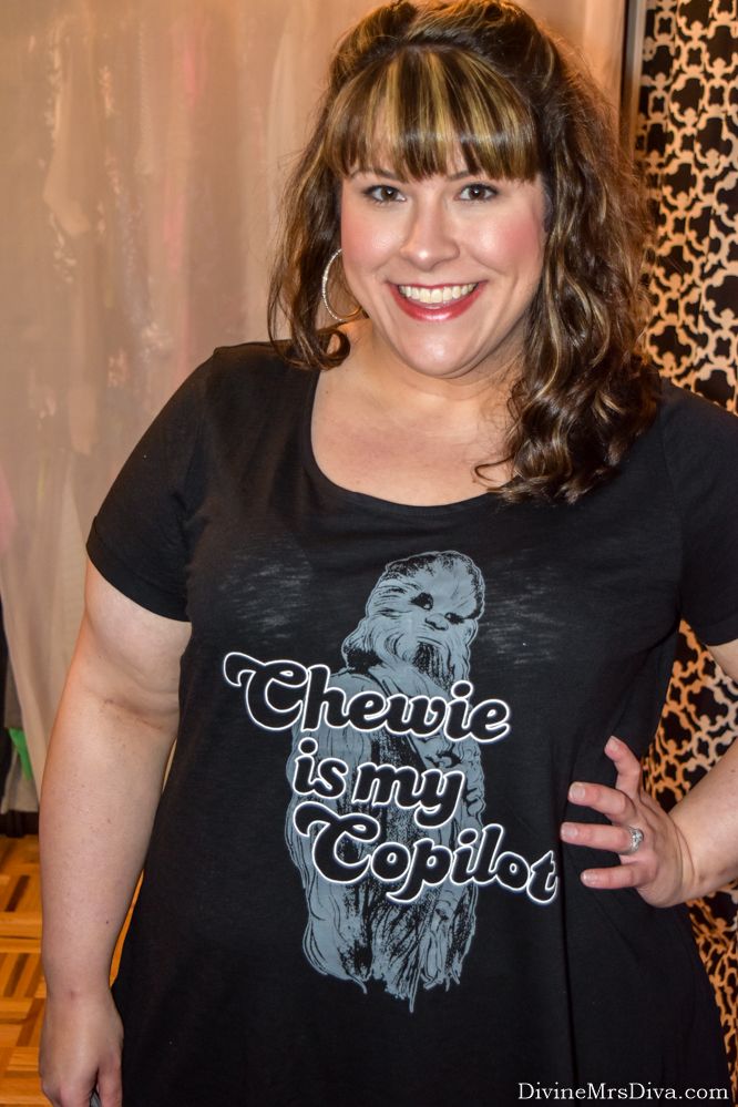 In her latest At Home Fitting Room post, Hailey reviews tops from Torrid, ThinkGeek, Her Universe, Lane Bryant, Catherines, Kohl’s, Weebox, and Custom Ink. (Torrid Her Universe Star Wars Solo Chewie Lace-Up Tee) - DivineMrsDiva.com #LaneBryant #Torrid #TorridInsider #ThinkGeek #HerUniverse #Catherines #Kohls #Weebox #Customink #Curvychiccloset #psblogger #plussizeblogger #styleblogger #plussizecasual #plussize #fittingroom  