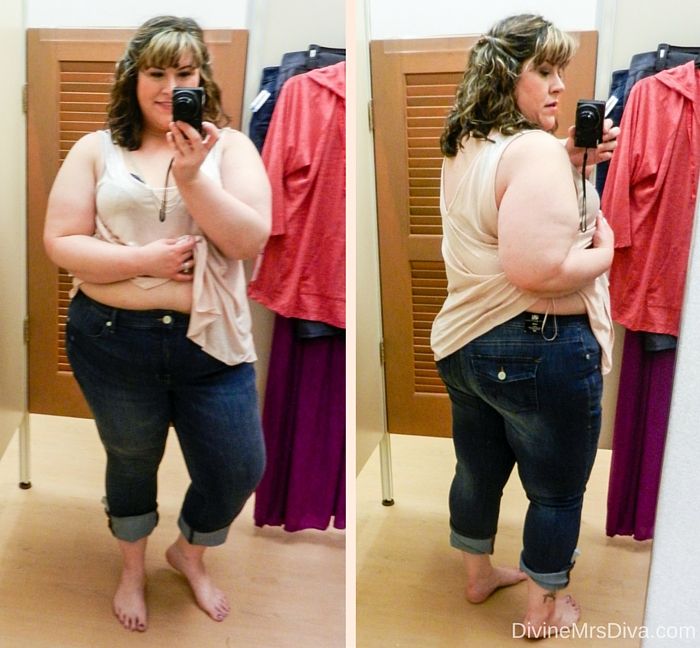 Hailey's trying on styles from Kohl's today on the blog. (Rock and Republic Kendall Cuffed Capri Jeans) - DivineMrsDiva.com #Kohls #fittingroom #plussizefittingroom #psblogger #plussizeblogger #styleblogger #plussizefashion #plussize #psootd #SpringStyle #SummerStyle #plussizecasual