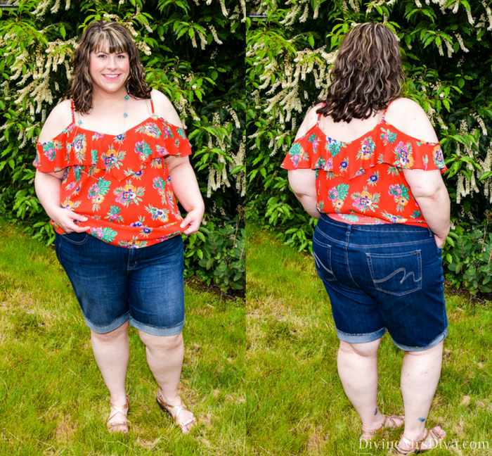 In today's post Hailey reviews a variety of shorts and jeans from the Melissa McCarthy Seven7 brand.  (Roll-Cuff Denim Bermuda Short in Dark Wash) - DivineMrsDiva.com #LaneBryant #LaneBryantStyle #MelissaMcCarthy #MelissaMcCarthySeven7 #psblogger #plussizeblogger #styleblogger #plussizefashion #plussize #plussizeclothing #fittingroom
