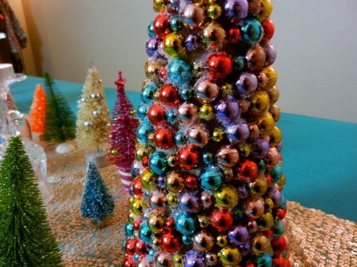 Crafting Diva: Decorative Beaded Christmas Trees - DivineMrsDiva.com