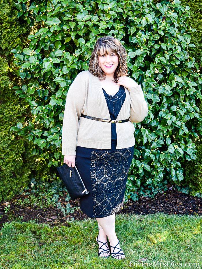Hailey is wearing the Kiyonna Boucle Pencil Skirt for a shimmery and sexy date night look. - DivineMrsDiva.com #Kiyonna #KiyonnaStyle #KiyonnaPlusYou #psblogger #plussizeblogger #styleblogger #plussizefashion #plussize #psootd #ValentinesStyle #DateNight 