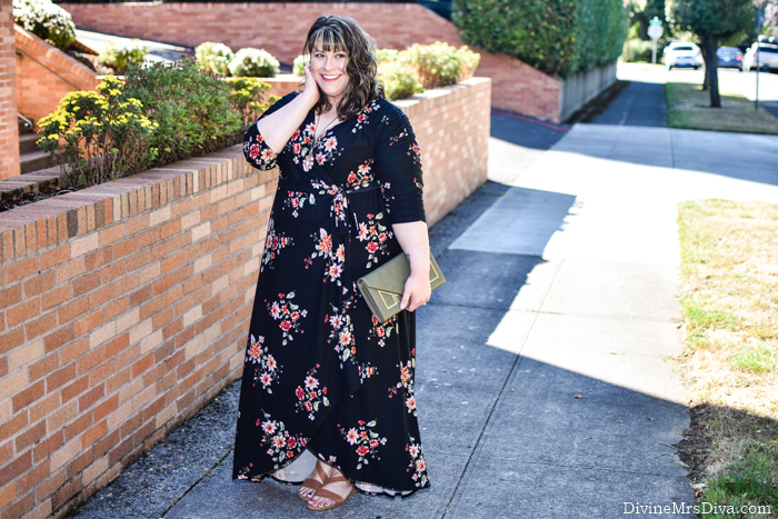 In today’s post, Hailey reviews Kiyonna’s Meadow Dream Maxi Dress! - DivineMrsDiva.com #Kiyonna #KiyonnaCurves #CharmingCharlie #Comfortiva #psblogger #plussizeblogger #styleblogger #plussizefashion #plussize #psootd #ootd #plussizeclothing #outfit #style #plussizecasual #summer #summerstyle #maxidress #fall 