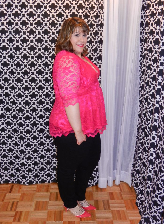 What I Wore: Kiyonna Linden Lace Top in Pink Passion, Lane Bryant Genius Fit Black Skinny Jeans - DivineMrsDiva.com