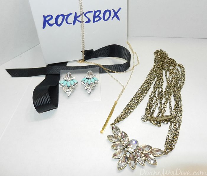Rocksbox Review: Perry Street Laurel Necklace, Urban Gem Dahlia Earrings in Mint, Gorjana Pressed Taner Layer Necklace - DivineMrsDiva.com