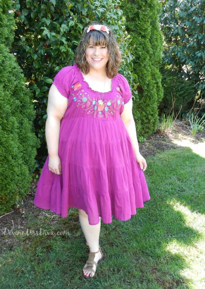 Hailey is wearing the Soleil Gauze Dress by SWAK Designs. - DivineMrsDiva.com  #SartorialMedley