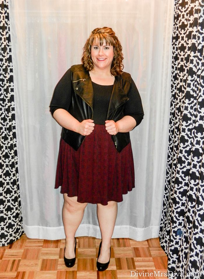 Hailey is wearing the BB Dakota Hogan Dress via Gwynnie Bee. - DivineMrsDiva.com  #GwynnieBee #ShareMeGB #styleblogger #fashionblogger #plusblogger #psblogger #plussizeblogger #plussize #fallfashion #plussizefashion #plaid