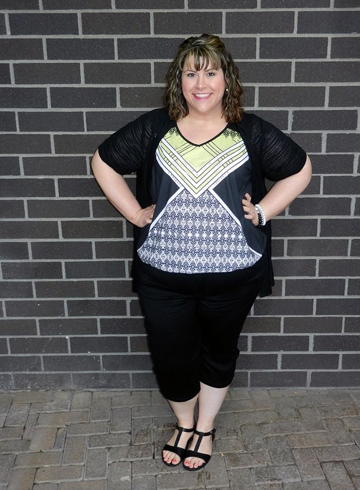 May Style Ambassador: Hailey is wearing pieces from #Catherines spring/summer collection: Aztec Angles Top, Sateen Capri, Southshore Drape Cardigan, and Tribal Terrain Bracelet Set and Earrings. - DivineMrsDiva.com