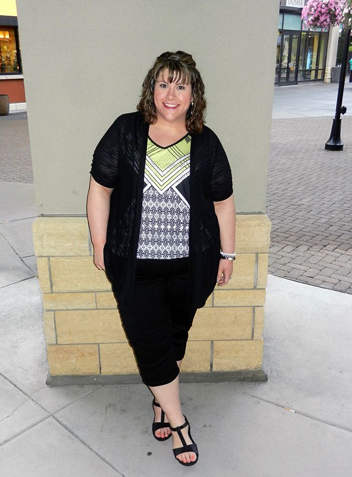May Style Ambassador: Hailey is wearing pieces from #Catherines spring/summer collection: Aztec Angles Top, Sateen Capri, Southshore Drape Cardigan, and Tribal Terrain Bracelet Set and Earrings. - DivineMrsDiva.com