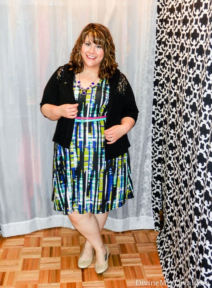 Hailey is wearing the Jete Streaked Plaid Tank Dress via Gwynnie Bee. - DivineMrsDiva.com #GwynnieBee #ShareMeGB #Jete #psootd #plussize #plussizefashion #styleblogger #fashionblogger #plussizeblogger #psblogger