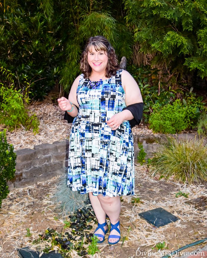 Another look with a different printed summer dress from Kohl's! Hailey is wearing the Apt. 9 Printed High-Low Hem Dress and Crocs Anna Ankle Strap Gladiator Sandal. - DivineMrsDiva.com #highlow #Apt9 #Kohls #CrocsSandal #Crocs #psblogger #plussizeblogger #styleblogger #plussizefashion #plussize #psootd #ootd #plussizeclothing #outfit #spring #summer #style #plussizecasual
