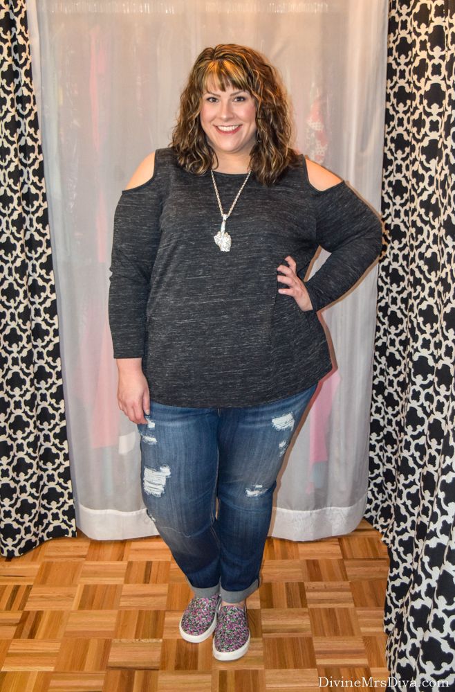 In today’s post, Hailey reviews the Cold-Shoulder Sweatshirt from Lane Bryant and a pair of Melissa McCarthy Seven7 straight leg jean. - DivineMrsDiva.com #LaneBryant #LaneStyle #MelissaMcCarthy #MelissaMcCarthySeven7 #Crocs #rhinestonemiddlefinger #straightlegjean #psblogger #plussizeblogger #styleblogger #plussizefashion #plussize #psootd #ootd #plussizeclothing #outfit #style #plussizecasual #spring #springstyle