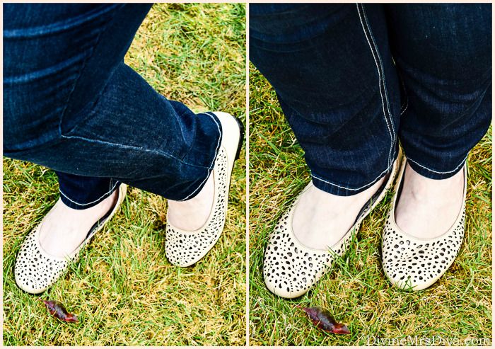 Hailey is wearing Propet USA Cicely Flats. - DivineMrsDiva.com #PropetUSA #psblogger #plussizeblogger #styleblogger #plussizefashion #plussize #psootd #ValentinesStyle #plussizecasual