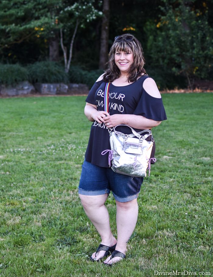 In today’s post, Hailey reviews a Torrid tee, part of her go-to summer wardrobe, and tells you how she scored this sparkling Coach bag for just $50! - DivineMrsDiva.com #Torrid #TorridInsider #eBayfinds #Amazon #FitFlops #MelissaMcCarthySeven7 #psblogger #plussizeblogger #styleblogger #plussizefashion #plussize #psootd #ootd #plussizeclothing #outfit #style #plussizecasual #summer #summerstyle