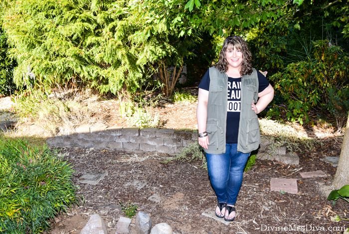 In today's post, Hailey reviews the Brains Beauty Booty Tee from Torrid and Ava and Viv Utility Vest from Target. - DivineMrsDiva.com  #Torrid #TorridInsider #fitflops #AvaandViv #Target #psblogger #plussizeblogger #styleblogger #plussizefashion #plussize #psootd #ootd #Spring #summer #fall #style #plussizeclothing #plussizecasual
