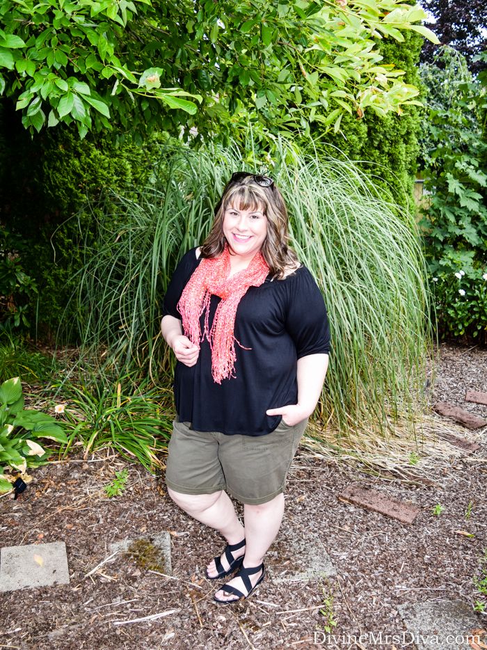 Hailey is sprortin' a simple, laid-back look for staying cool and chic in the summer or on vacation! - DivineMrsDiva.com  #KiyonnaStyle #TorridInsider #Torrid #LaneBryant #Crocs #psblogger #plussizeblogger #styleblogger #plussizefashion #plussize #psootd #ootd #Spring #summer #style #plussizeclothing #plussizecasual #plussizeshorts #coldshoulder