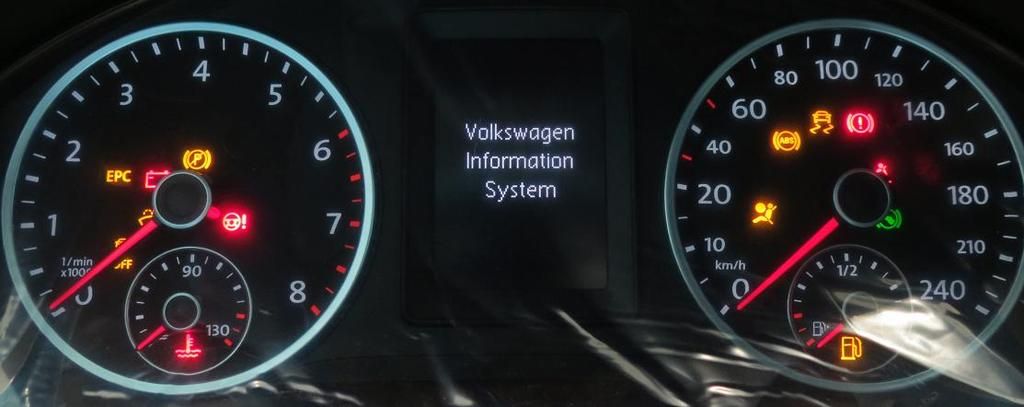 Bán xe giá rẻ Volkswagen TIGUAN 2017 rẻ nhất động cơ turbo 2.0 - 5