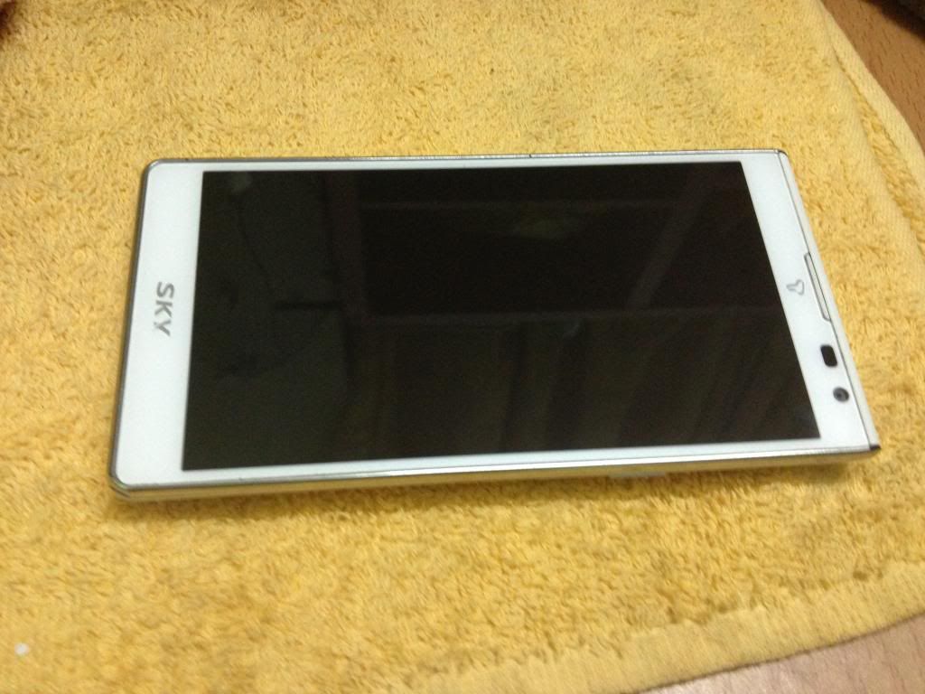 Sky A840s mới 99% giá 1tr450 - 1