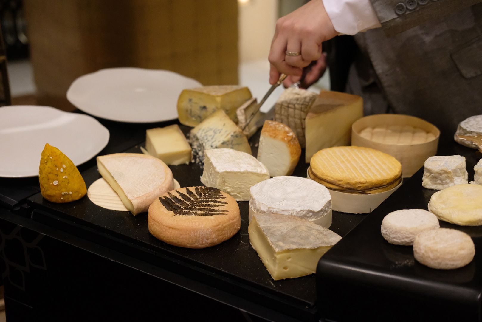 photo la dame de pic cheese trolley.jpg