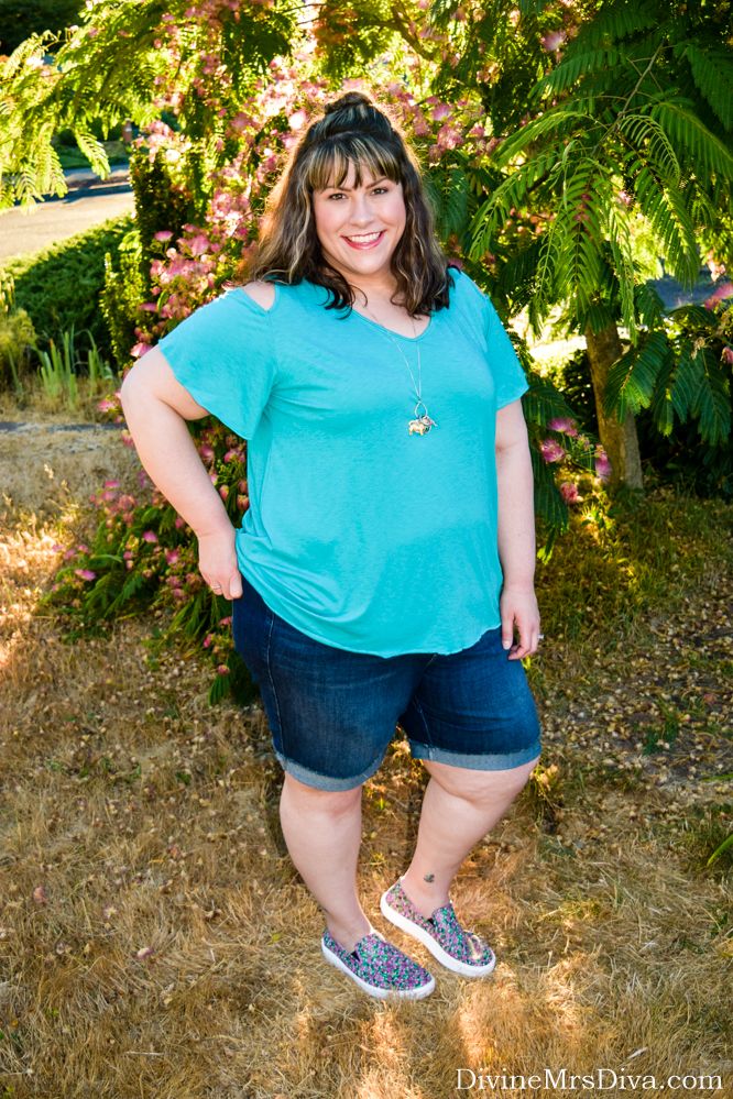 What I Wore: Simple Tees - Discourse of a Divine Diva {Plus Size ...