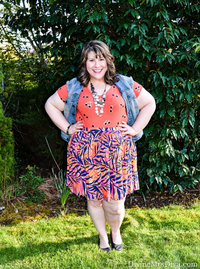 In today’s KATU Afternoon Live post, Hailey shares her tips for mixing prints to create stylish ensembles! - DivineMrsDiva.com #AfternoonLive #KATUAfternoonLive #portland #psblogger #psootd #plussize #styleblogger #plussizeclothing #outfit #style #plussizecasual #pdx #plussizeblogger #printmixing #patternmixing